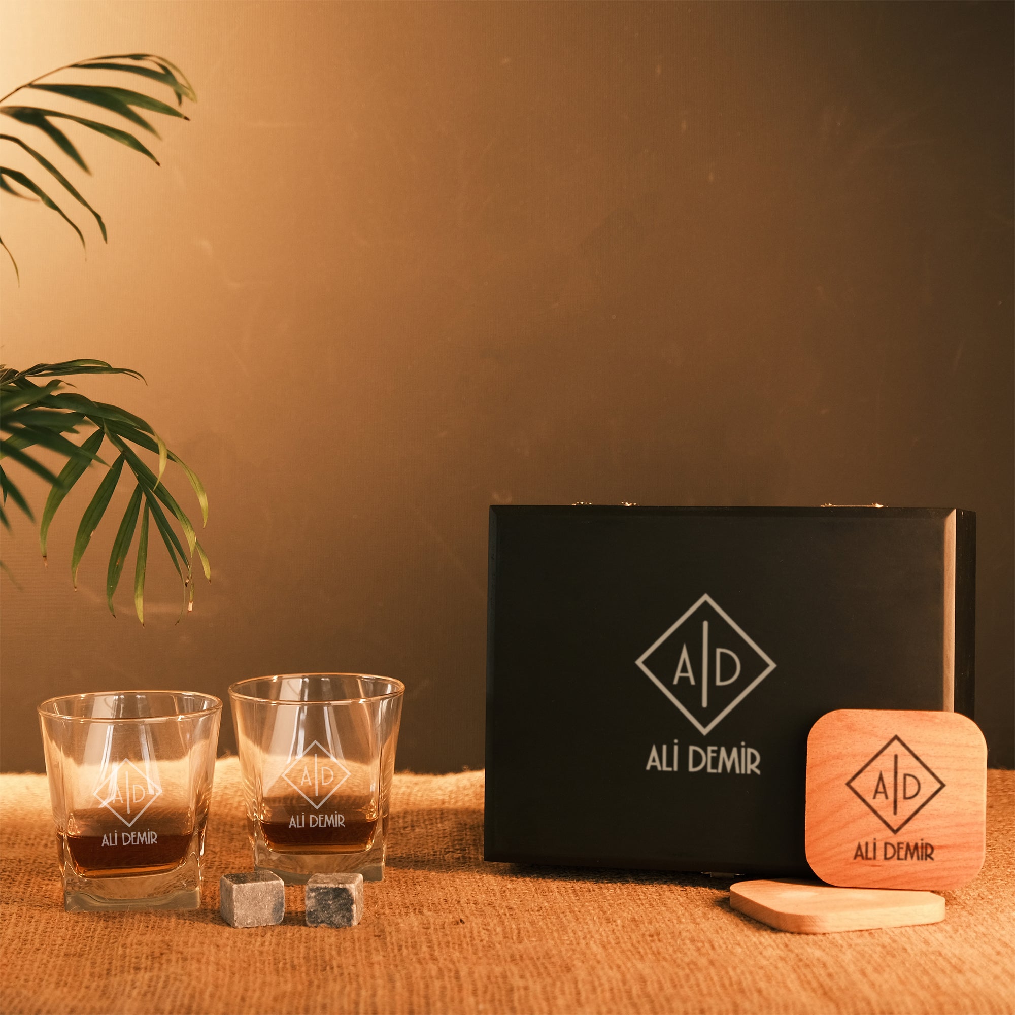 Kişiye Özel Ahşap Kutulu Sürahili Viski Bardakları
