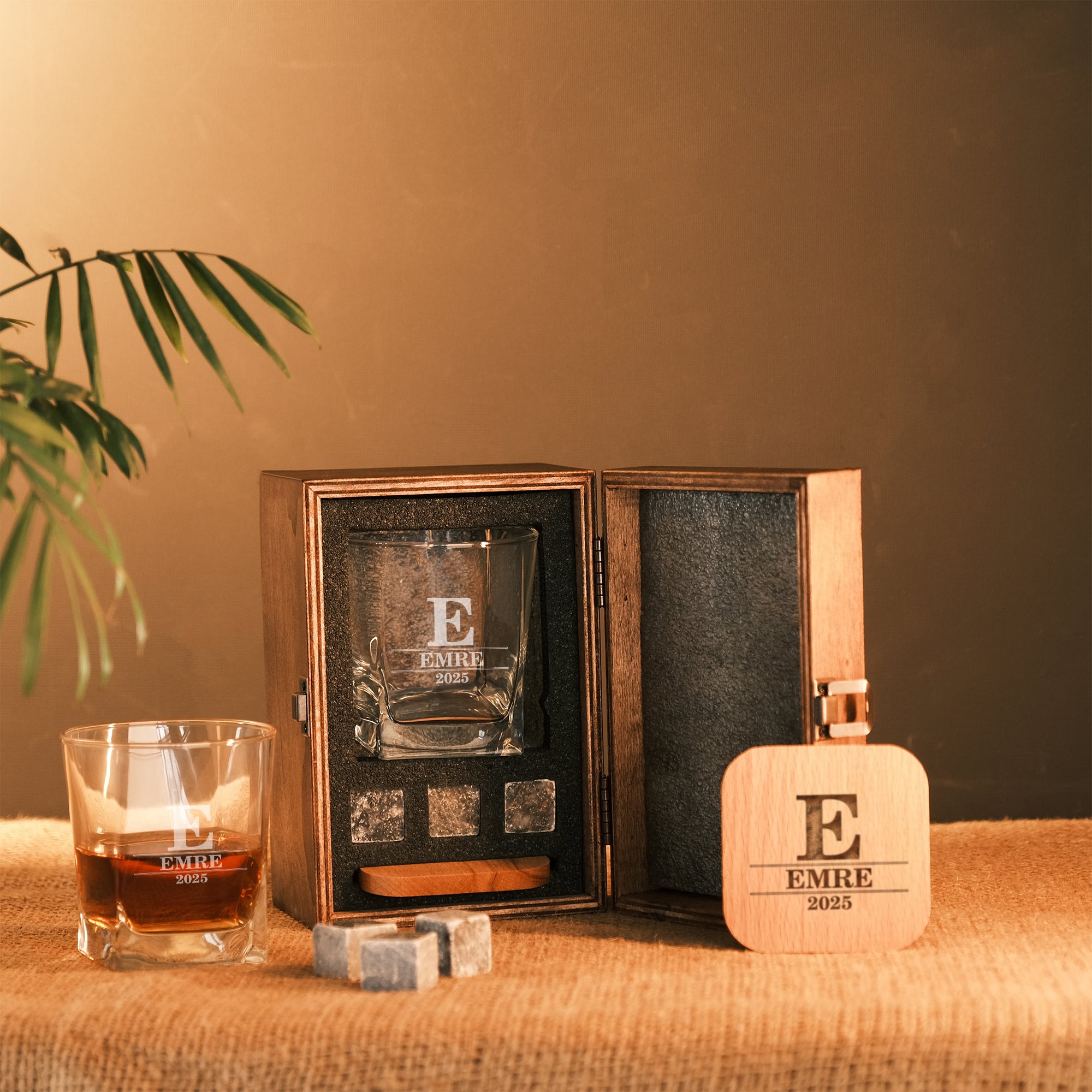 Kişiye Özel Ahşap Kutulu Tekli Viski Bardağı